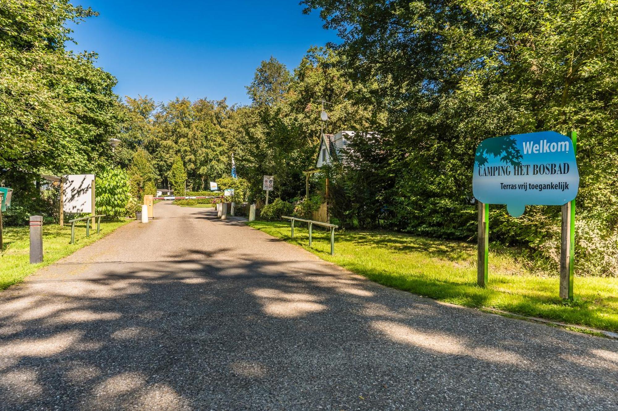 אמלורד Camping Het Bosbad מראה חיצוני תמונה